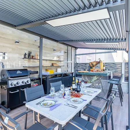 Merita - Two Bedroom With Balcony Apartment *