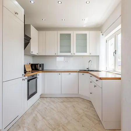 Merita - Two Bedroom With Balcony アパート Kaštela