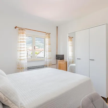 アパート Merita - Two Bedroom With Balcony *